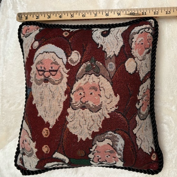 Santa Faces Pillow AOP Red White Green Metallic Thread Black Rope trim EUC - Picture 3 of 4